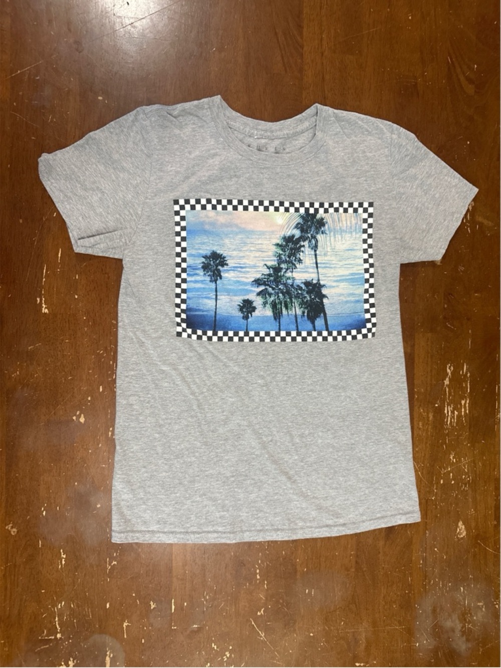 Rebels & Nomads Gray Graphic Tee - Palm Design